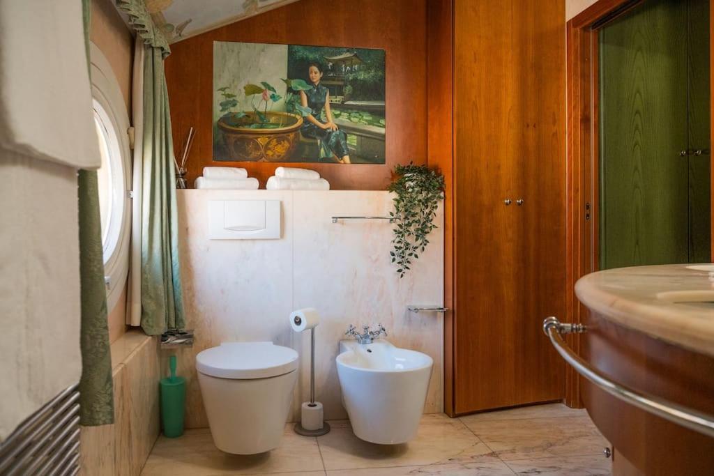 Carbonesi Luxury - Centro Storico Διαμέρισμα Μπολόνια Εξωτερικό φωτογραφία