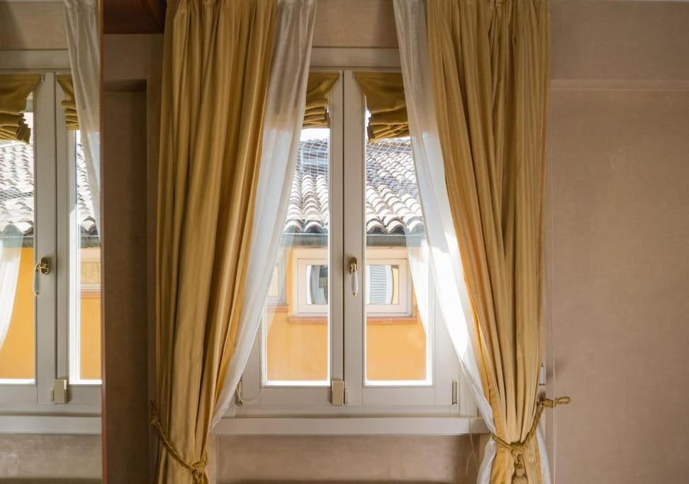 Carbonesi Luxury - Centro Storico Διαμέρισμα Μπολόνια Εξωτερικό φωτογραφία